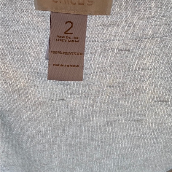 Shirt - Picture 2 of 3